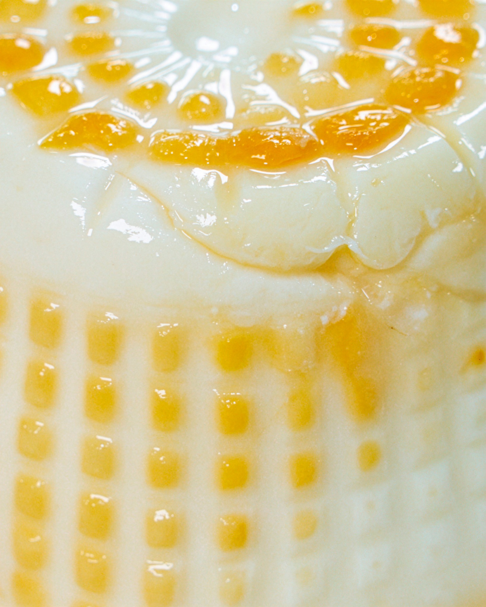 Primo piano sulla materia: superficie delicata, cuore cremoso, nota affumicata che si percepisce già dallo sguardo.

Questa è la texture della Burrata affumicata Maistà 🤍

📩 Info e ordini: orders@maistafood.ch | info@maistafood.ch

#MaistàFood #ItalianFoodExperience #TextureMaistà #BurrataAffumicataMaistà #FoodExperience #MadeInItaly